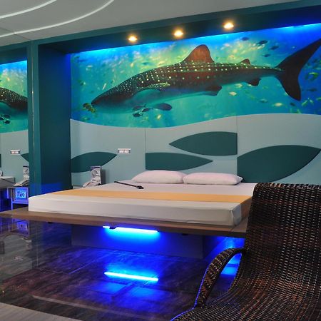 Hotel Dream World Las Piñas Εξωτερικό φωτογραφία