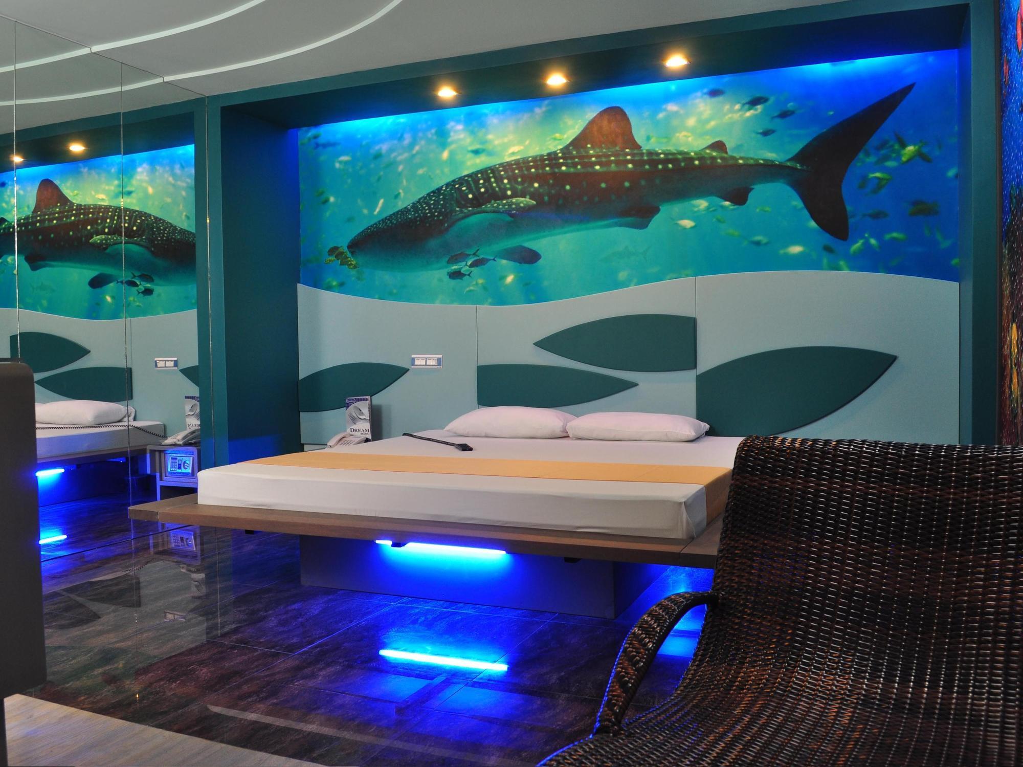Hotel Dream World Las Piñas Εξωτερικό φωτογραφία